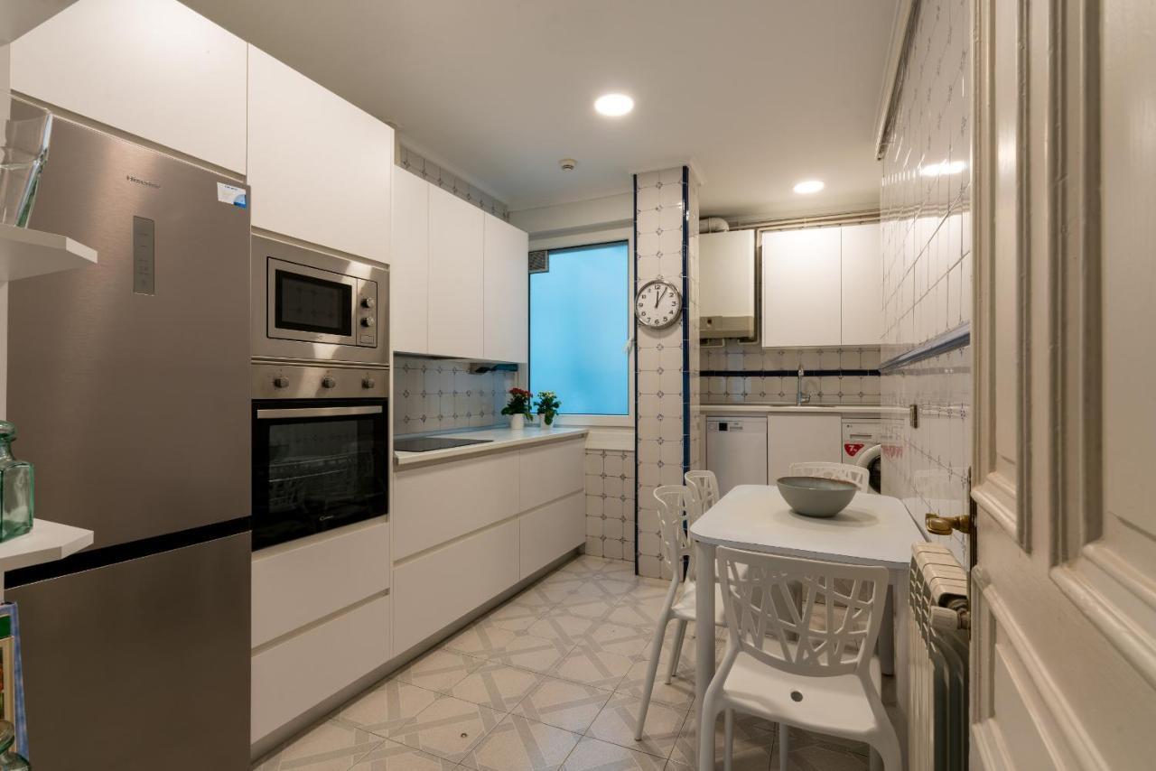 Amama Apartment By People Rentals Bilbao Exteriör bild