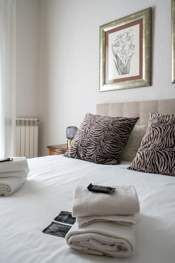 Amama Apartment By People Rentals Bilbao Exteriör bild